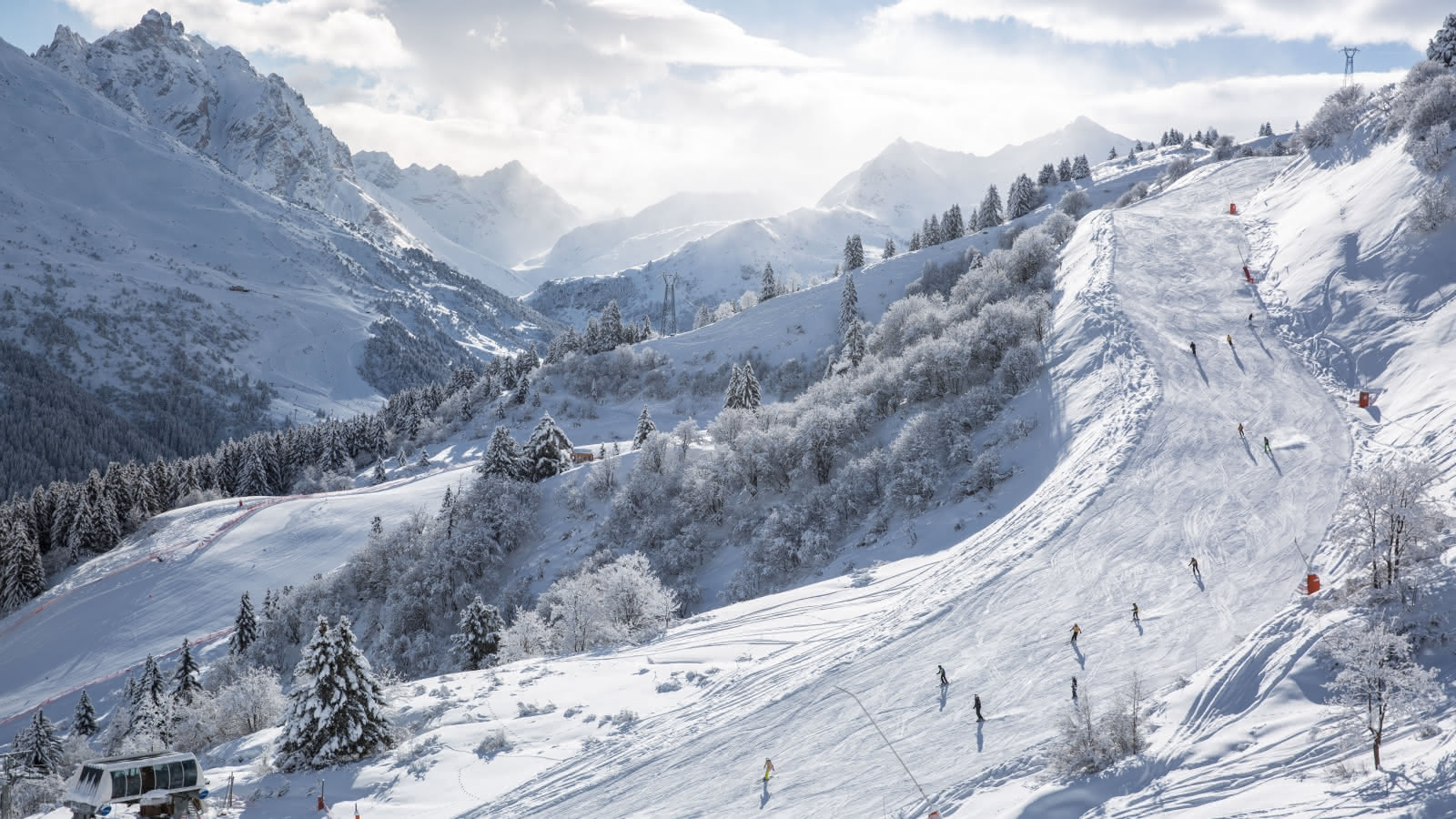 Domaine skiable de Méribel, pour la pratique du ski alpin avec vue montagne
