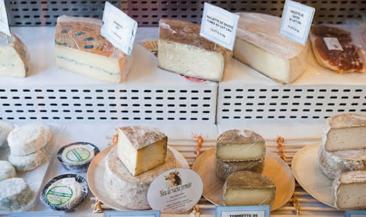 Reblochon, beaufort AOP, tomme de Savoie et autres fromages