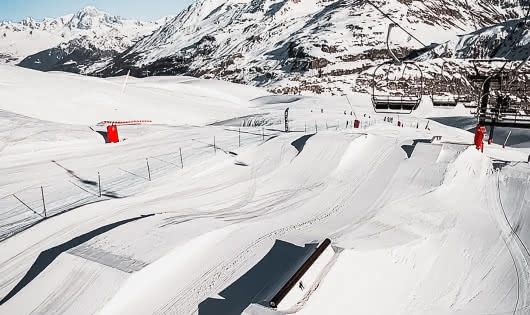 Snowpark de Val d'Isère hiver