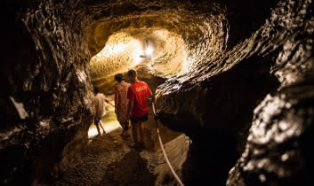 Visite de la grotte naturelle de Seythenex