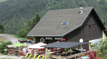 Restaurant traditionnel à la station de la Sambuy