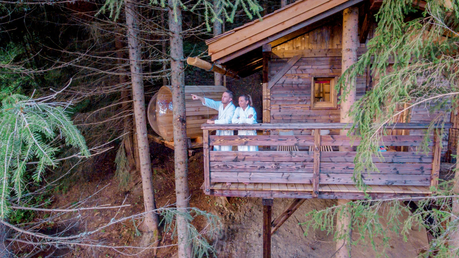 Cabanes entre Terre et Ciel - Terrasse de la Cabane Mont-Blanc avec sauna privatif